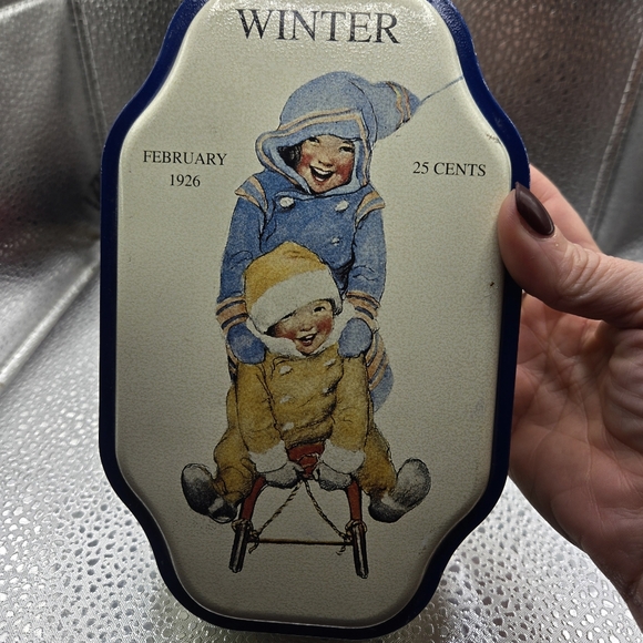 "5/$25" Vintage Good Housekeeping 1926 Winter Christmas Holiday Metal Tin Decor - Picture 6 of 9